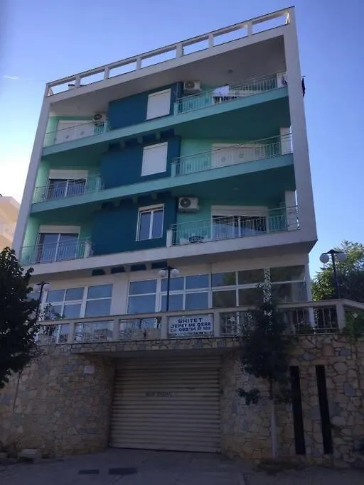 Apartment In Vlore 0*,